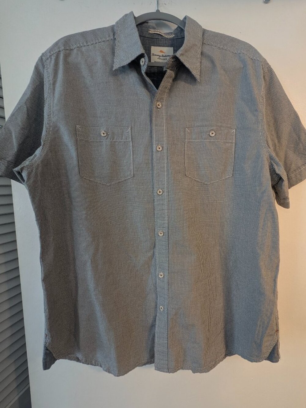 Tommy Bahama Jeans casual short sleeve shirt